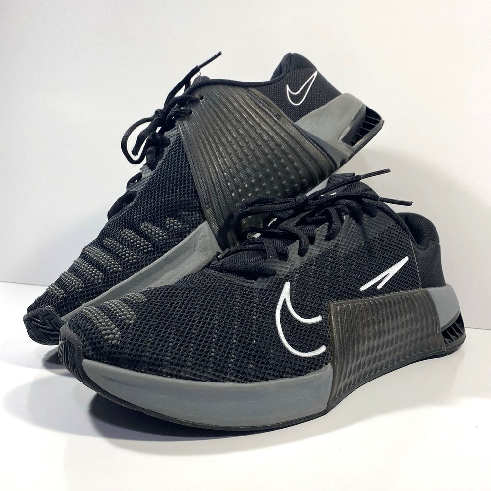 Nike Mens Size 10.5 Metcon 9 Black/Smoke Grey Training Shoes DZ2617-001